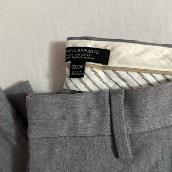 Banana Republic Chinos - Picture 2 of 3